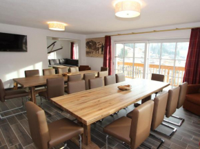 Luxury Chalet in Saalbach Hinterglemm near Ski Area